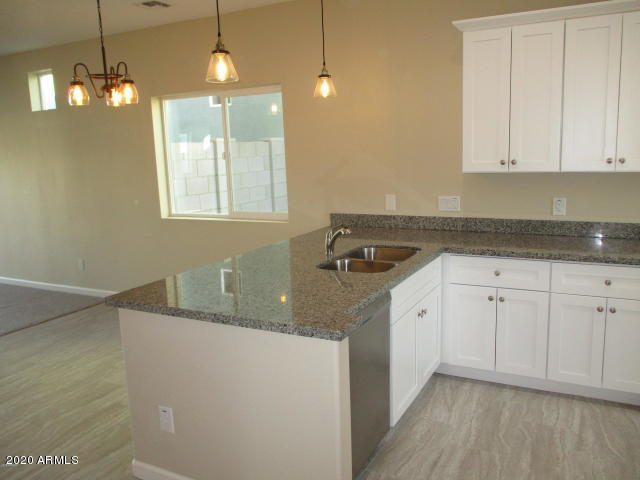 611 West Harwell Rd. Phoenix, AZ 85041 - Photo 2 of 15 Bethany A Kitchen 4