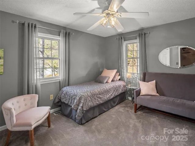 $725,000 | 33 Ivy Cove Road, Fairview, NC 28730