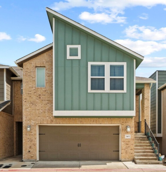 7407 Merrick Lane Austin, TX 78745 - Photo 34 of 34 a front view of a house with large windows