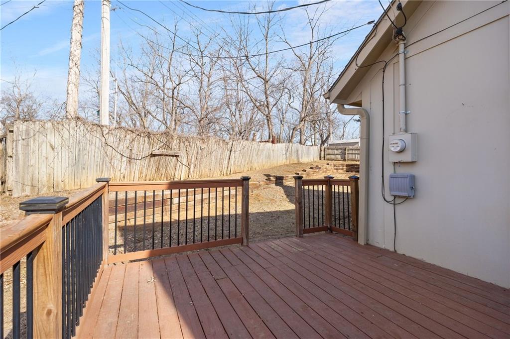 6525 Pflumm Road Shawnee, KS 66216 - Photo 18 of 32