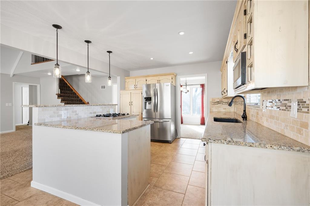 6525 Pflumm Road Shawnee, KS 66216 - Photo 29 of 32