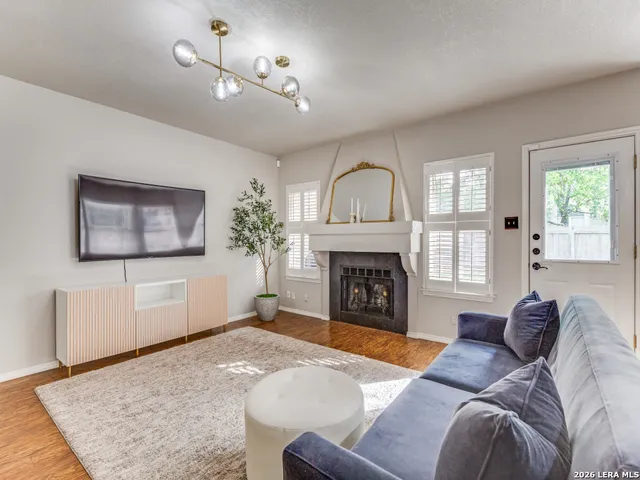 $2,300 | 15007 Northern Dancer, San Antonio, TX 78248