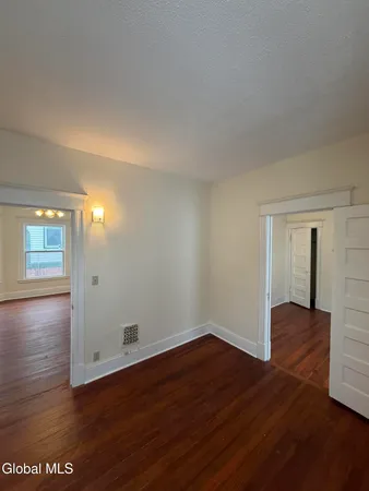 $1,600 | 1111 Parkwood Boulevard, Schenectady, NY 12308