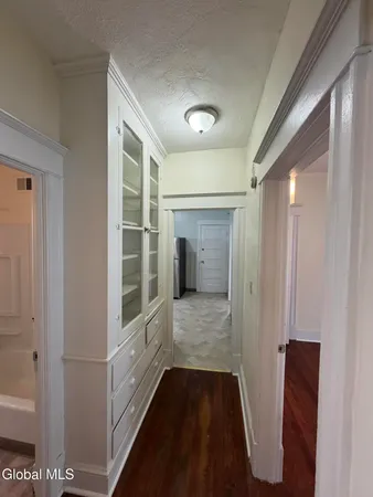 $1,600 | 1111 Parkwood Boulevard, Schenectady, NY 12308