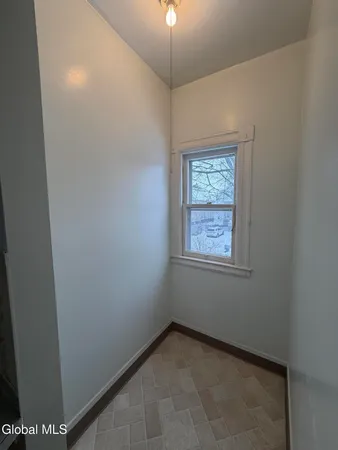 $1,600 | 1111 Parkwood Boulevard, Schenectady, NY 12308