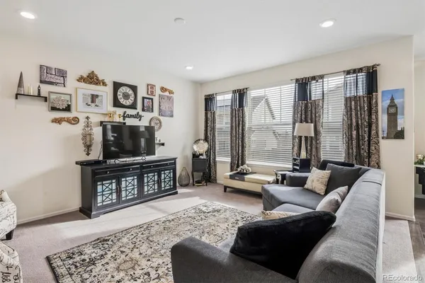 $648,900 | 10476 Evansville Circle, Parker, CO 80134