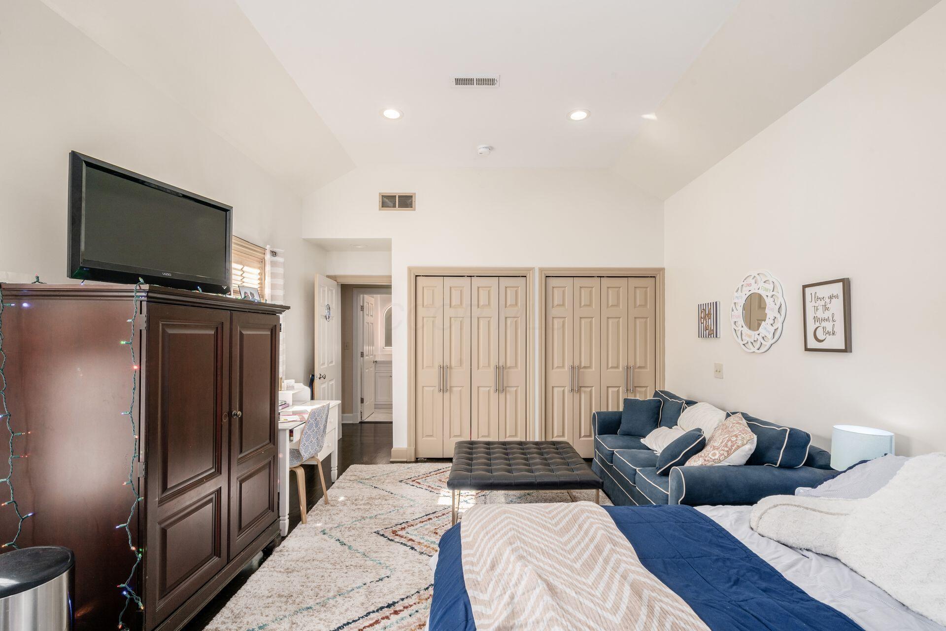 250 Ashbourne Road Bexley, OH 43209 - Photo 41 of 73 Second Bedroom