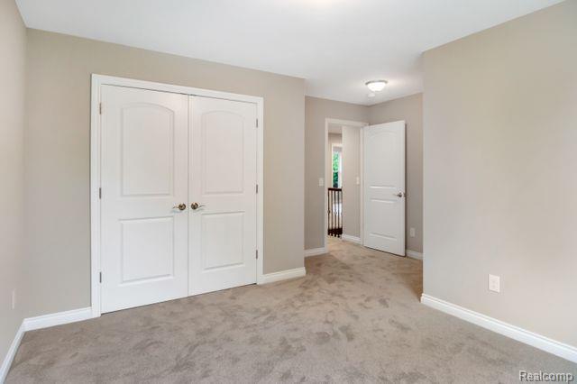 2986 Hessel Avenue Rochester Hills, MI 48307 - Photo 22 of 28