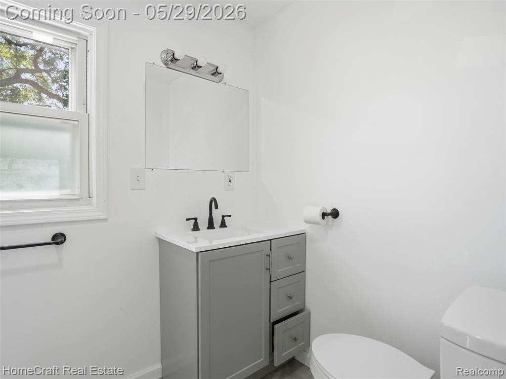 31245 Beverly Road Romulus, MI 48174 - Photo 13 of 24