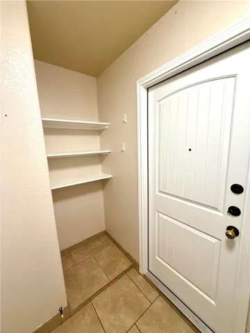 a view of utility room