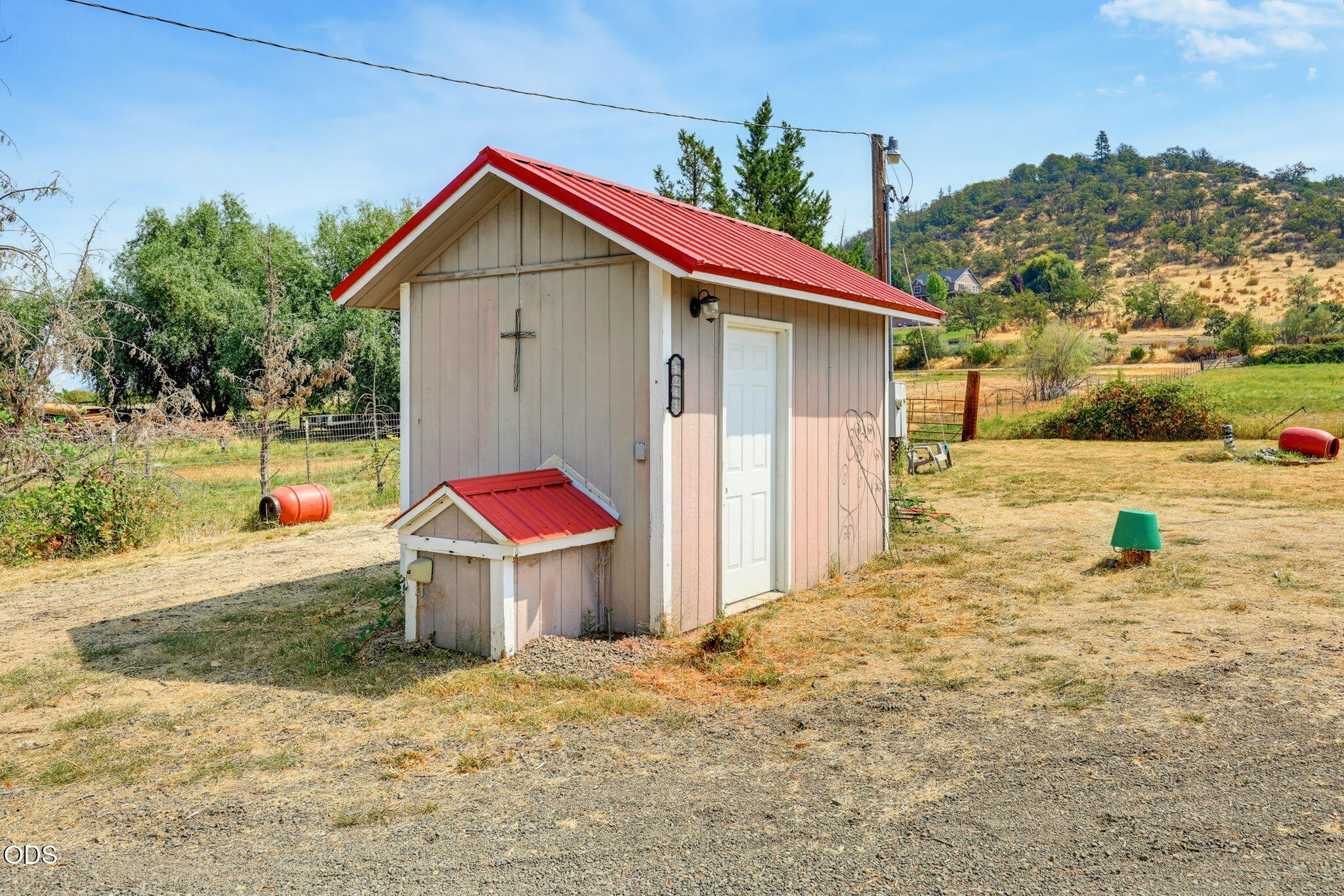 1241 Dry Creek Road Eagle Point, OR 97524 - Photo 8 of 58 Gallery Image 8