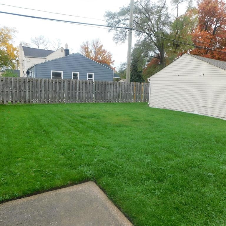 21369 Waltham Road Warren, MI 48089 - Photo 26 of 30 Photo 26