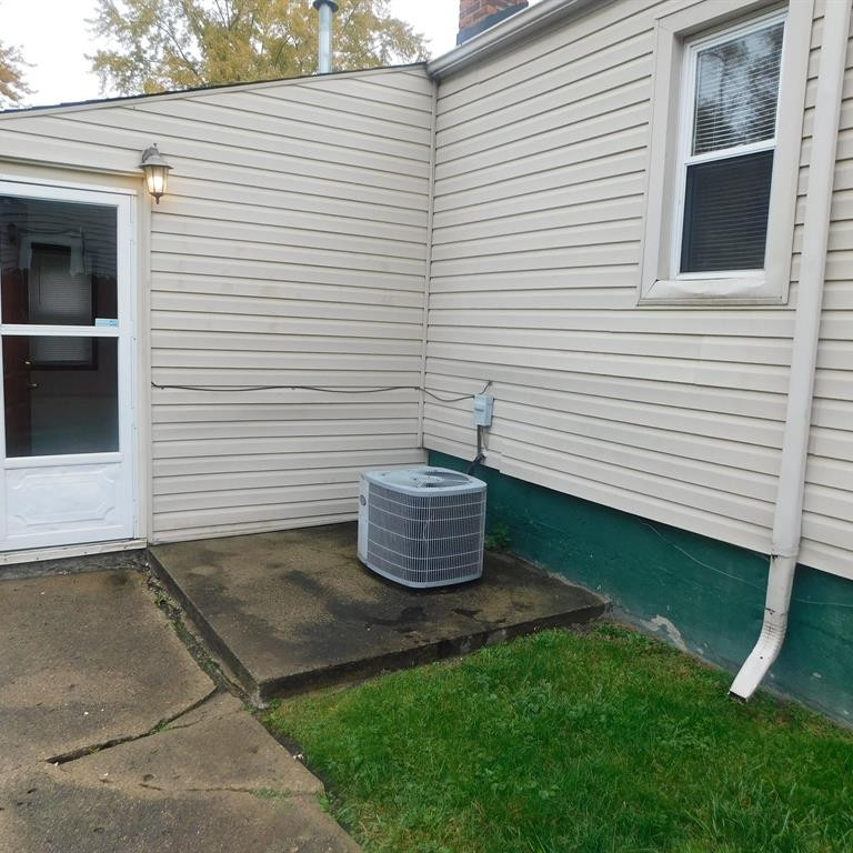 21369 Waltham Road Warren, MI 48089 - Photo 27 of 30 Photo 27