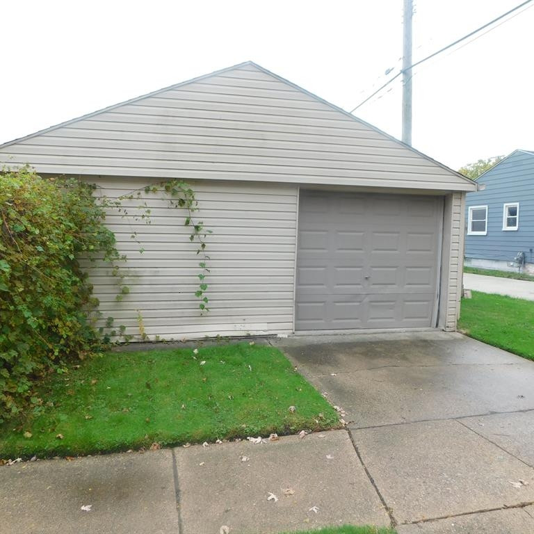21369 Waltham Road Warren, MI 48089 - Photo 5 of 30 Photo 5