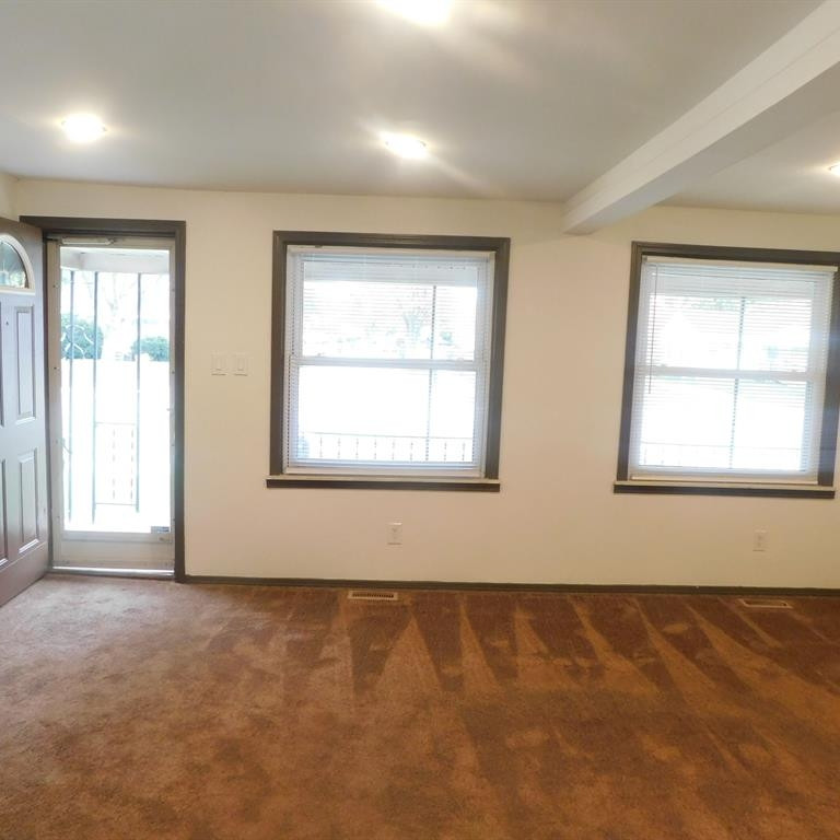 21369 Waltham Road Warren, MI 48089 - Photo 10 of 30 Photo 10