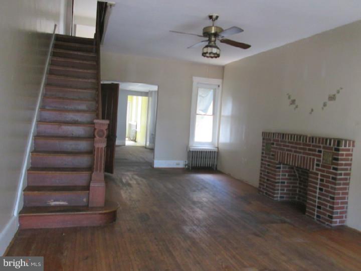 237 Clymer Street Reading, PA 19602 - Photo 2 of 15