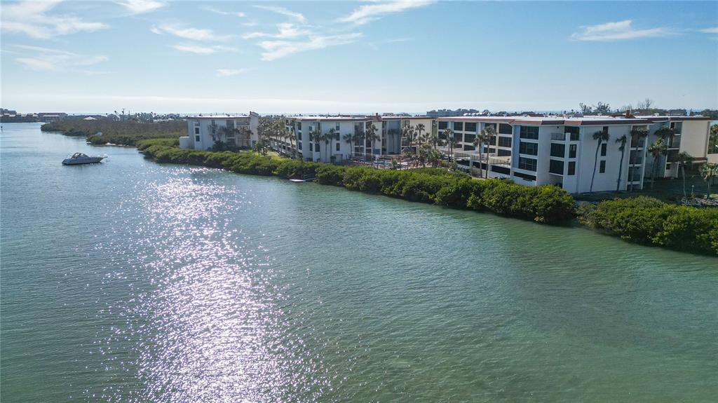 1651 Beach Road, Unit 408 Englewood, FL 34223 - Photo 35 of 46 Gallery Image 35