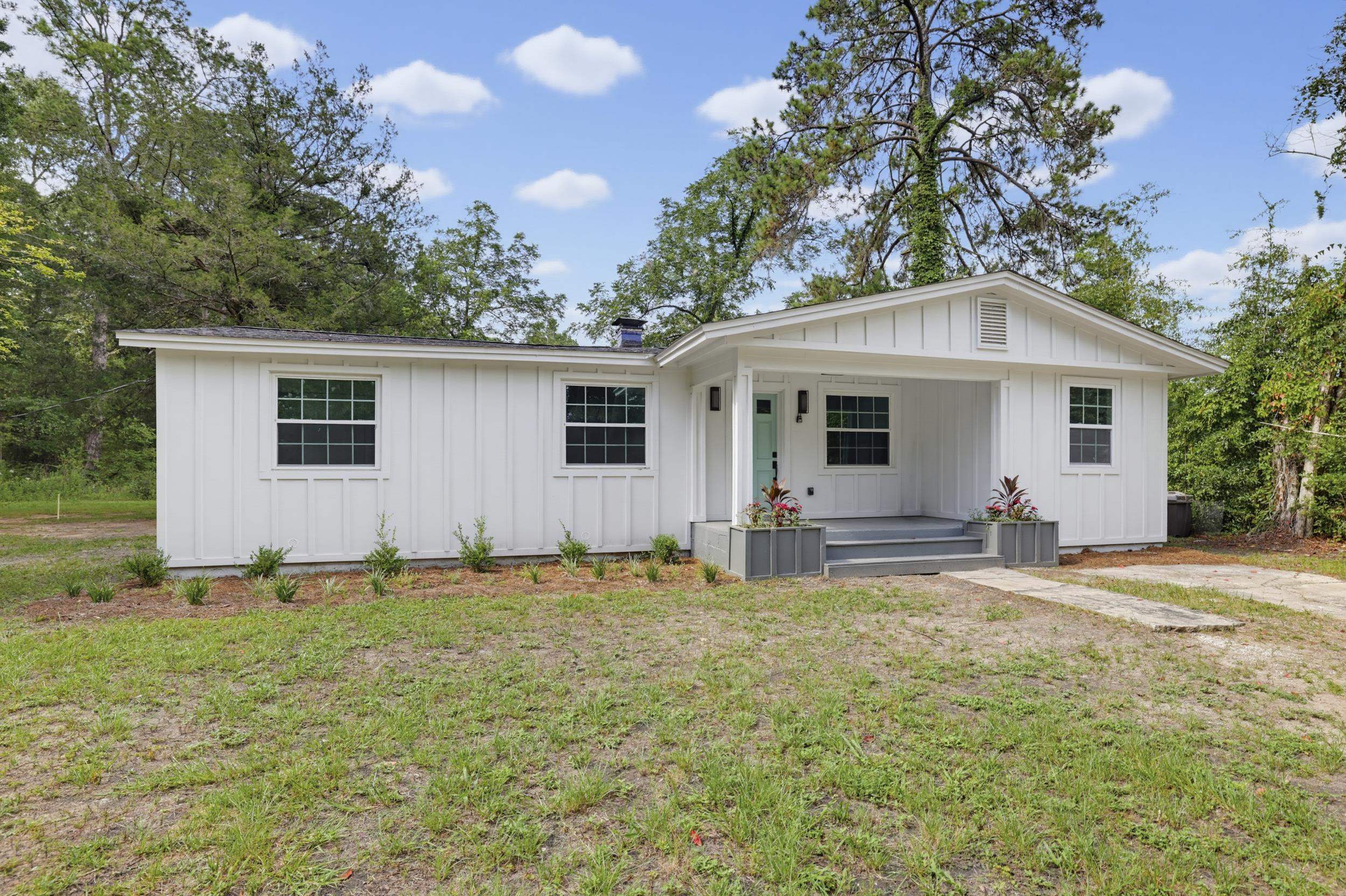 4825 Gearhart Road Tallahassee, FL 32303 - Photo 3 of 22