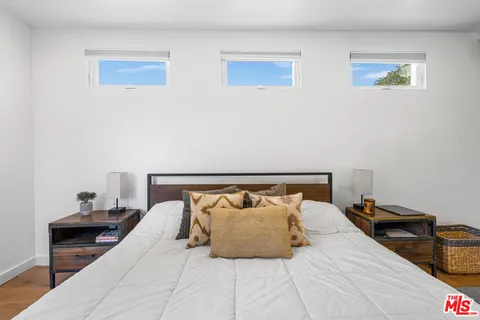 $1,397,000 | 6460 West 82nd Street, Los Angeles, CA 90045