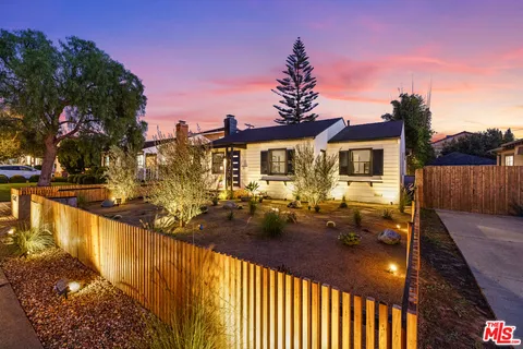 $1,397,000 | 6460 West 82nd Street, Los Angeles, CA 90045