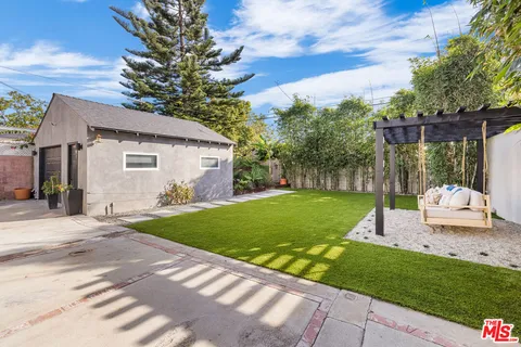 $1,397,000 | 6460 West 82nd Street, Los Angeles, CA 90045