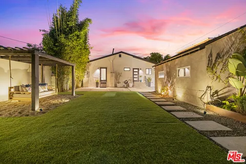 $1,397,000 | 6460 West 82nd Street, Los Angeles, CA 90045