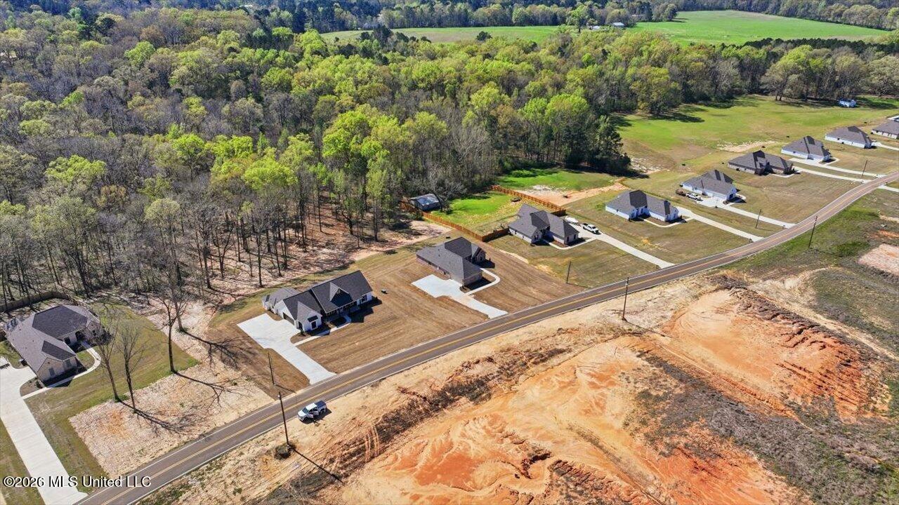 939 Mullican Road Florence, MS 39073 - Photo 47 of 66 47-939 Mullican Rd _ Home Tours MS