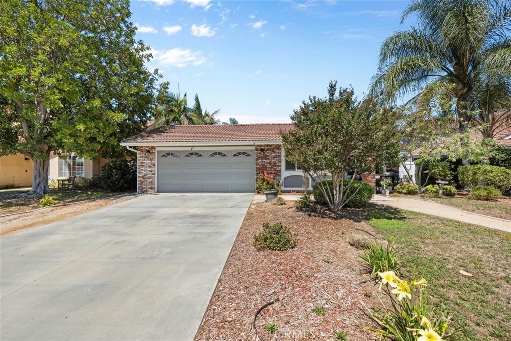 8715 Sandhill Drive Riverside, CA 92508 - Photo 3 of 38