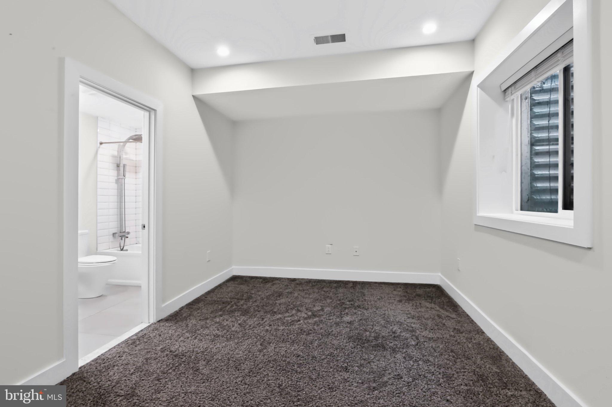 2527 Graduate Square Philadelphia, PA 19146 - Photo 39 of 45 Gallery Image 39