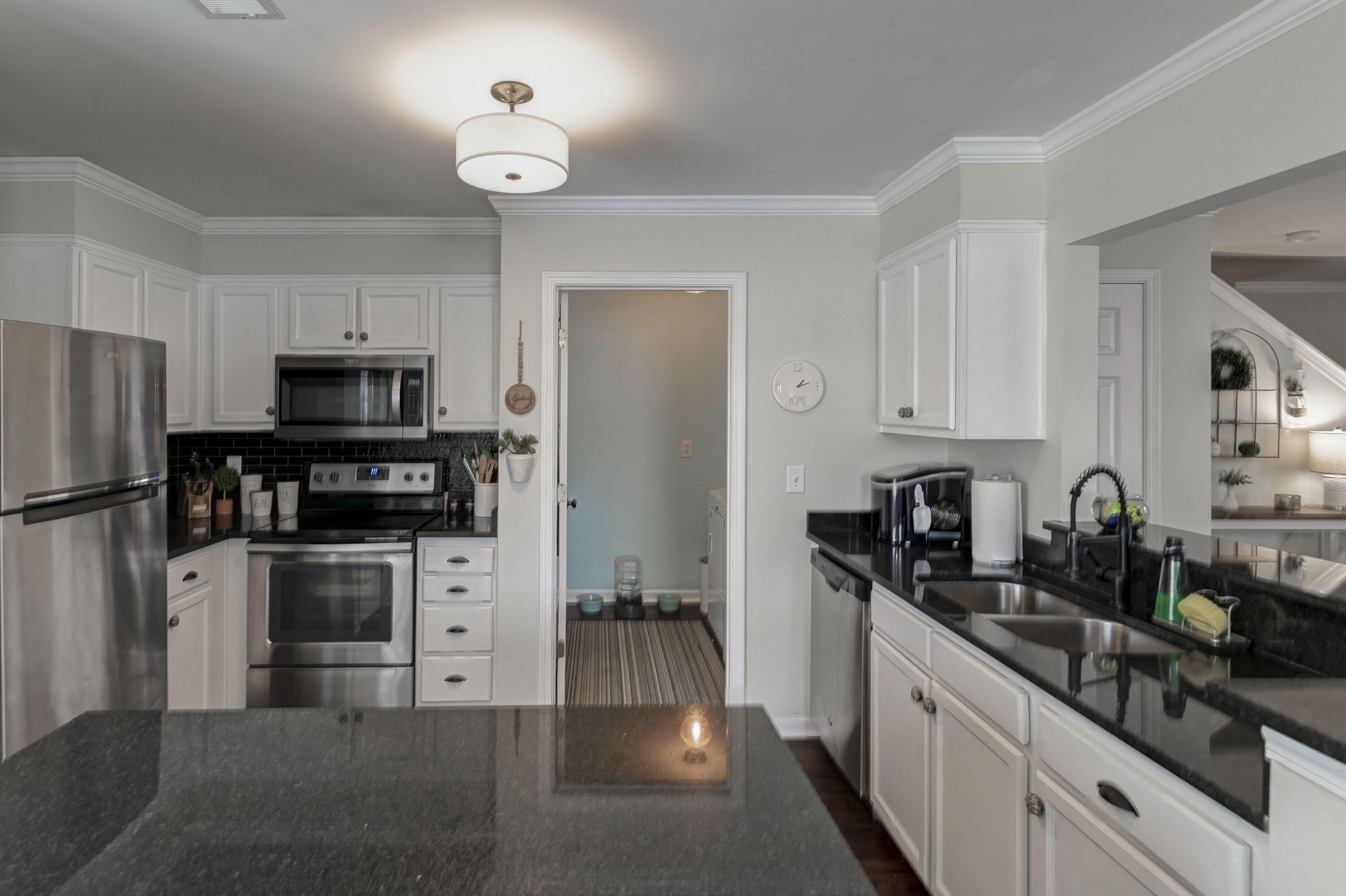 100 Springway Drive Columbia, SC 29209 - Photo 13 of 41 25