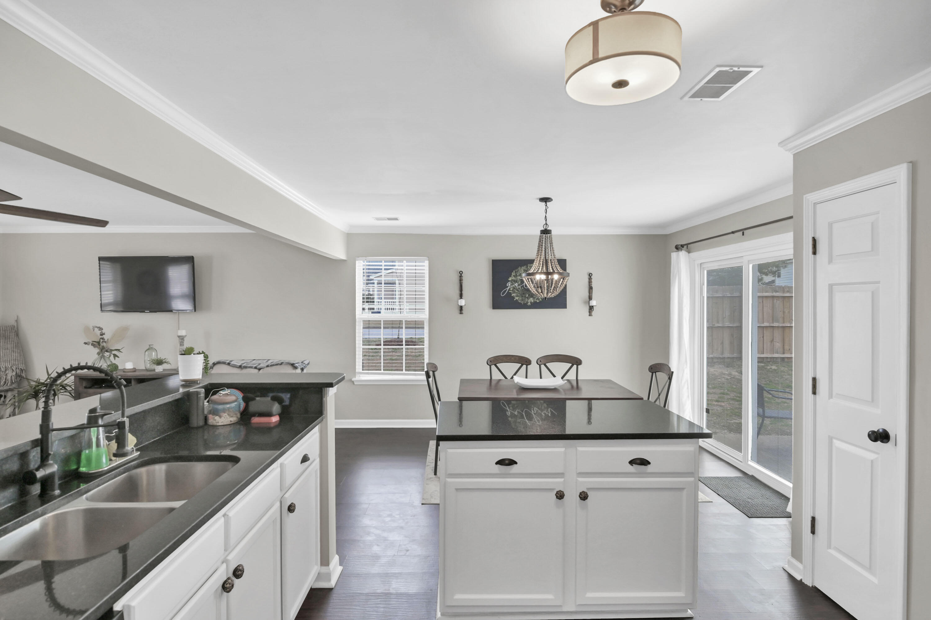 100 Springway Drive Columbia, SC 29209 - Photo 4 of 41 103