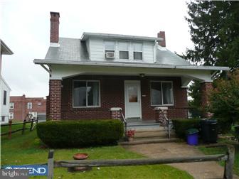 115 Pershing Boulevard Reading, PA 19607 - Photo 1 of 11 Exterior Front