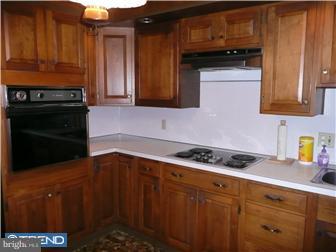 115 Pershing Boulevard Reading, PA 19607 - Photo 3 of 11 Kitchen