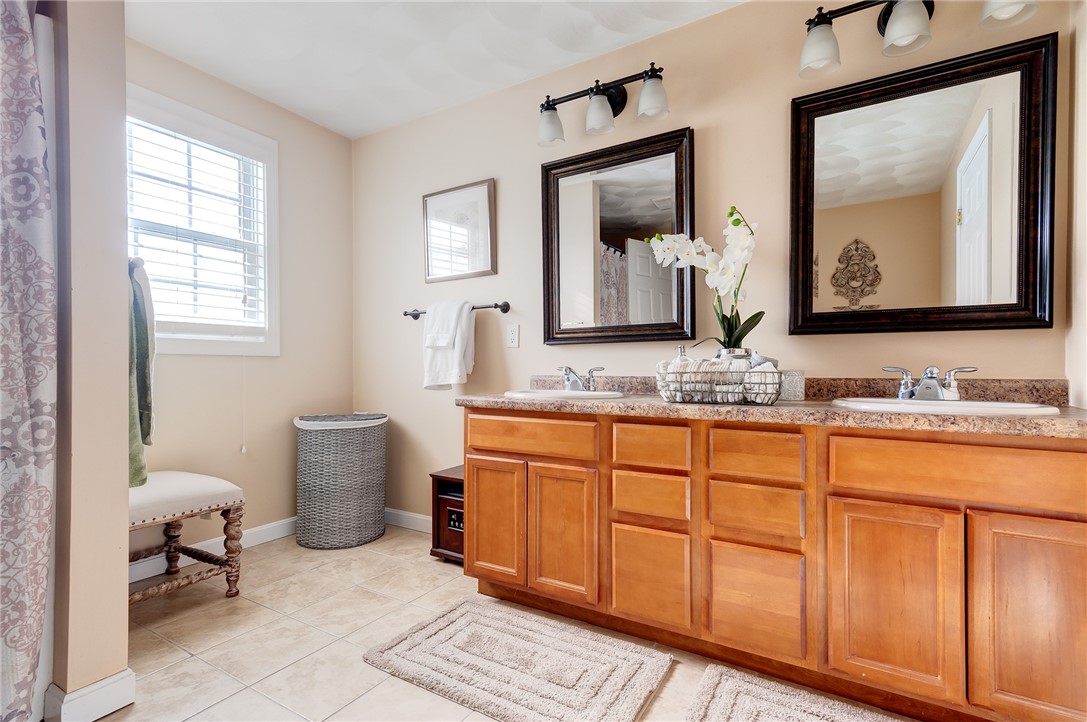 30 Danielle Drive Woonsocket, RI 02895 - Photo 17 of 25 Gallery Image 17