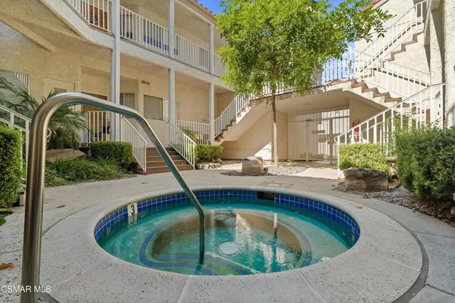 $440,000 | 3306 Darby Street, Unit 402, Simi Valley, CA 93063