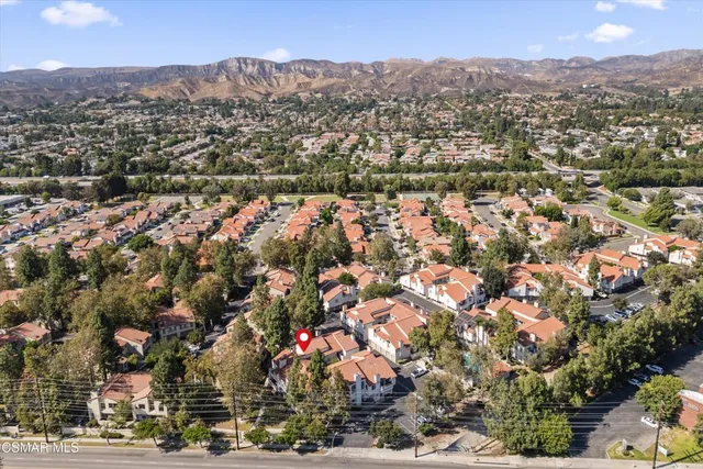 $440,000 | 3306 Darby Street, Unit 402, Simi Valley, CA 93063