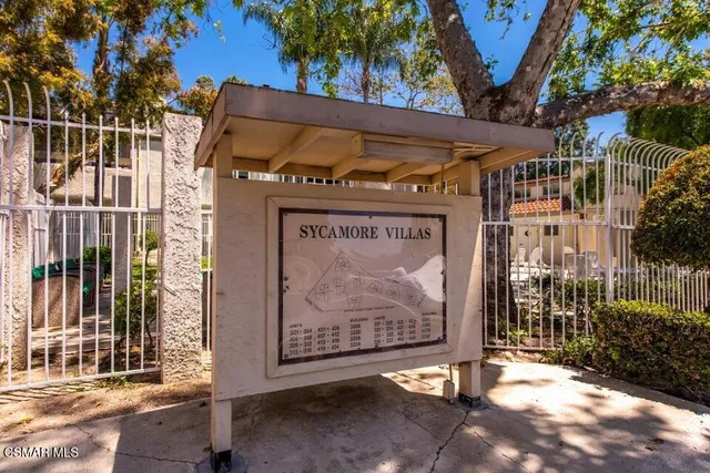 $440,000 | 3306 Darby Street, Unit 402, Simi Valley, CA 93063