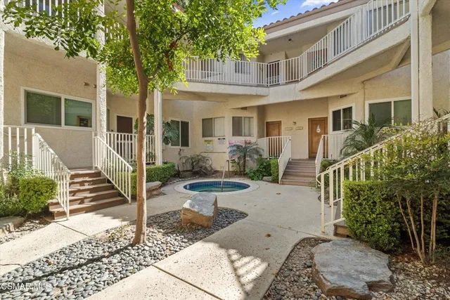 $440,000 | 3306 Darby Street, Unit 402, Simi Valley, CA 93063