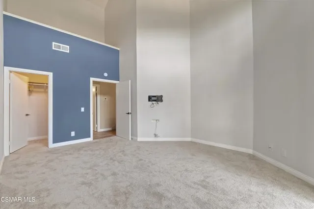 $440,000 | 3306 Darby Street, Unit 402, Simi Valley, CA 93063