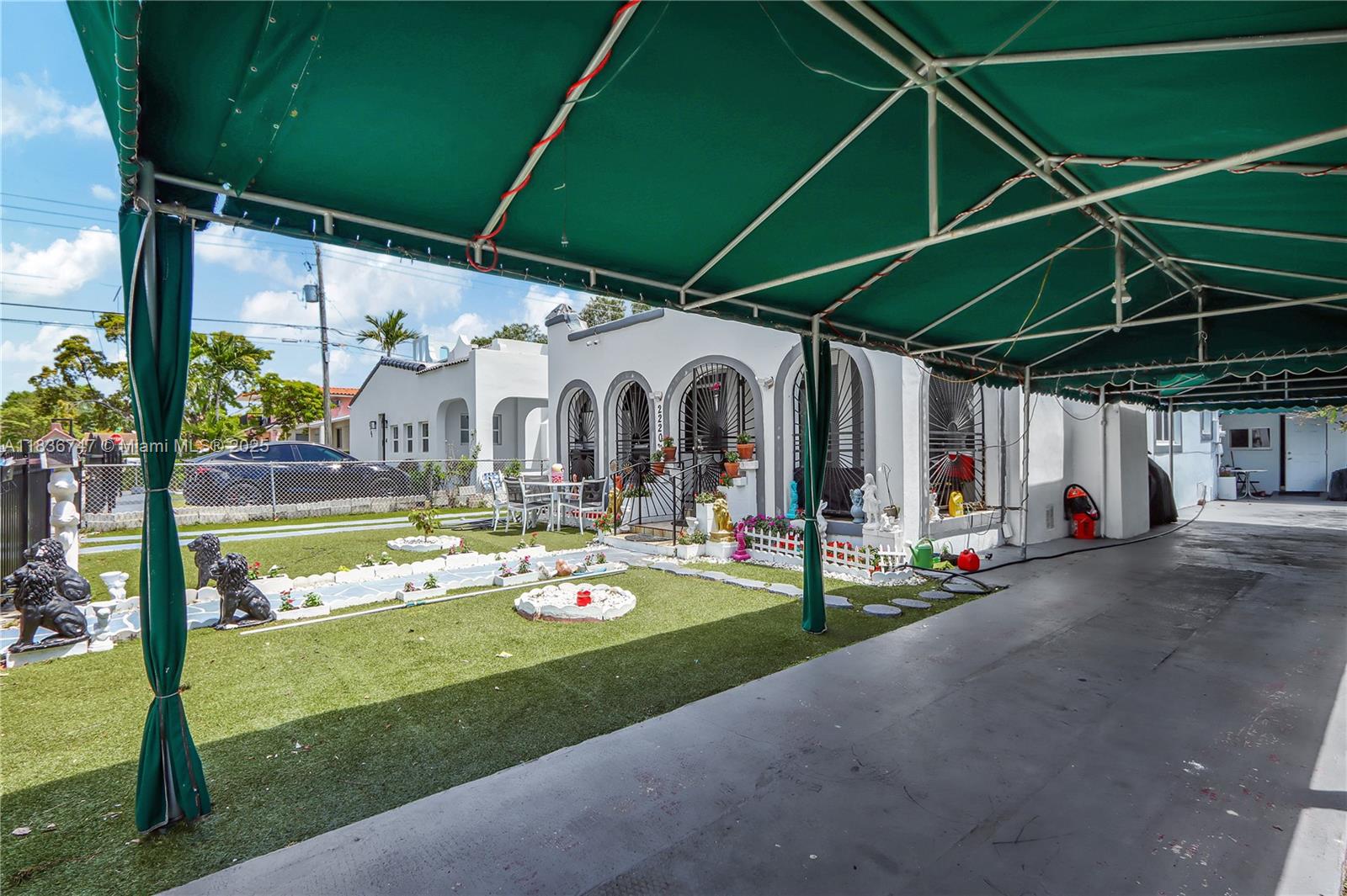 2220 Southwest 12th Street Miami, FL 33135 - Photo 2 of 18