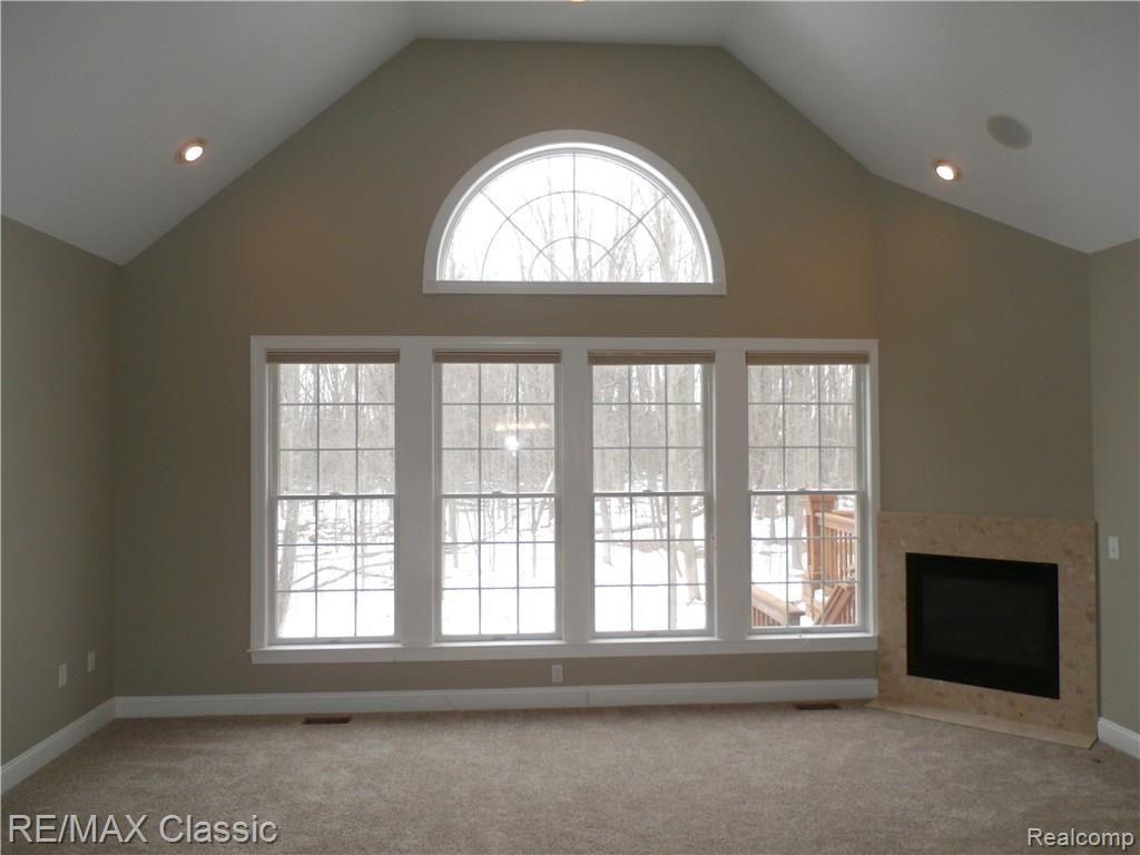 49673 Timber Trail Novi, MI 48374 - Photo 27 of 51 P3140159.JPG