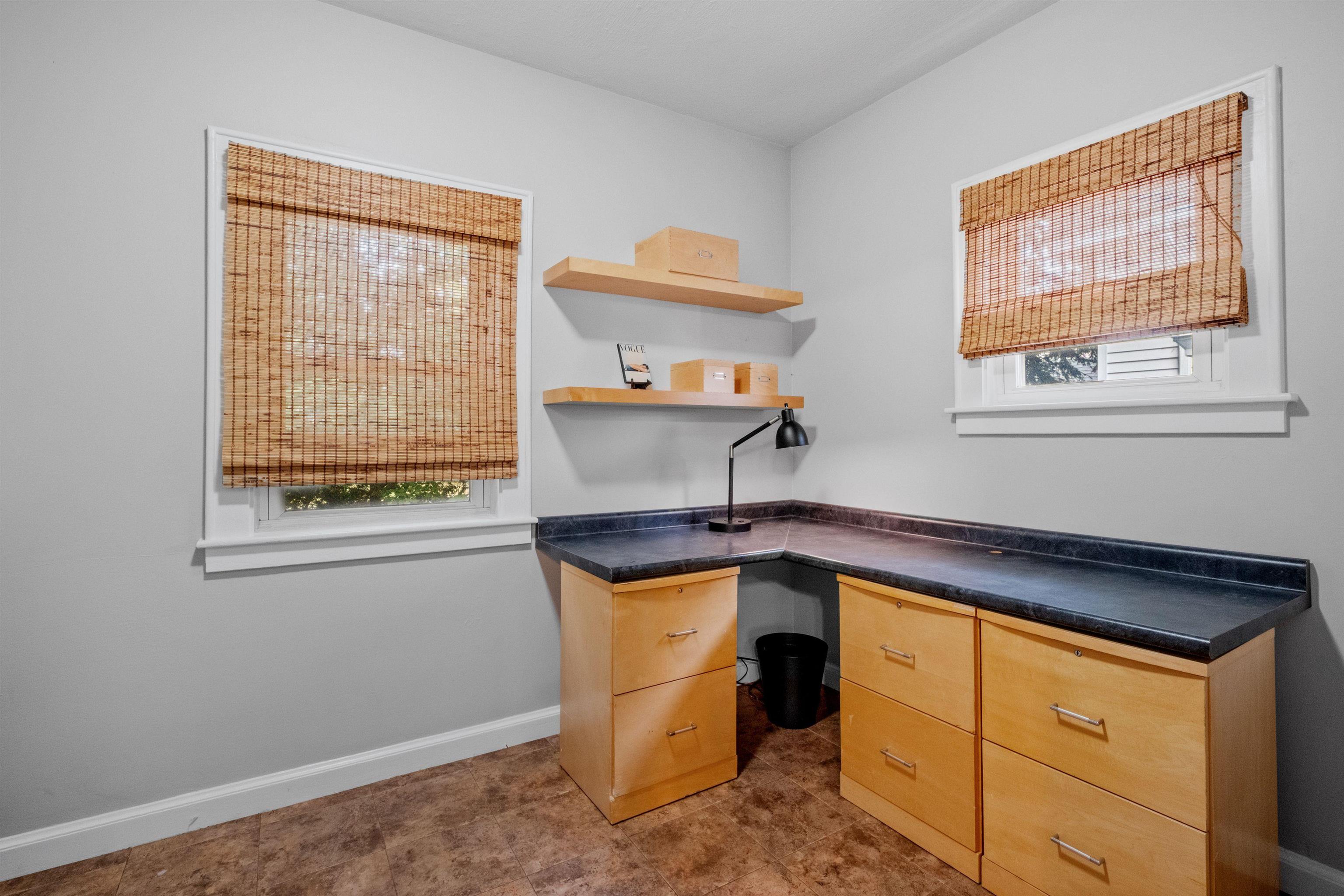 989 Union Street Manchester, NH 03104 - Photo 13 of 49