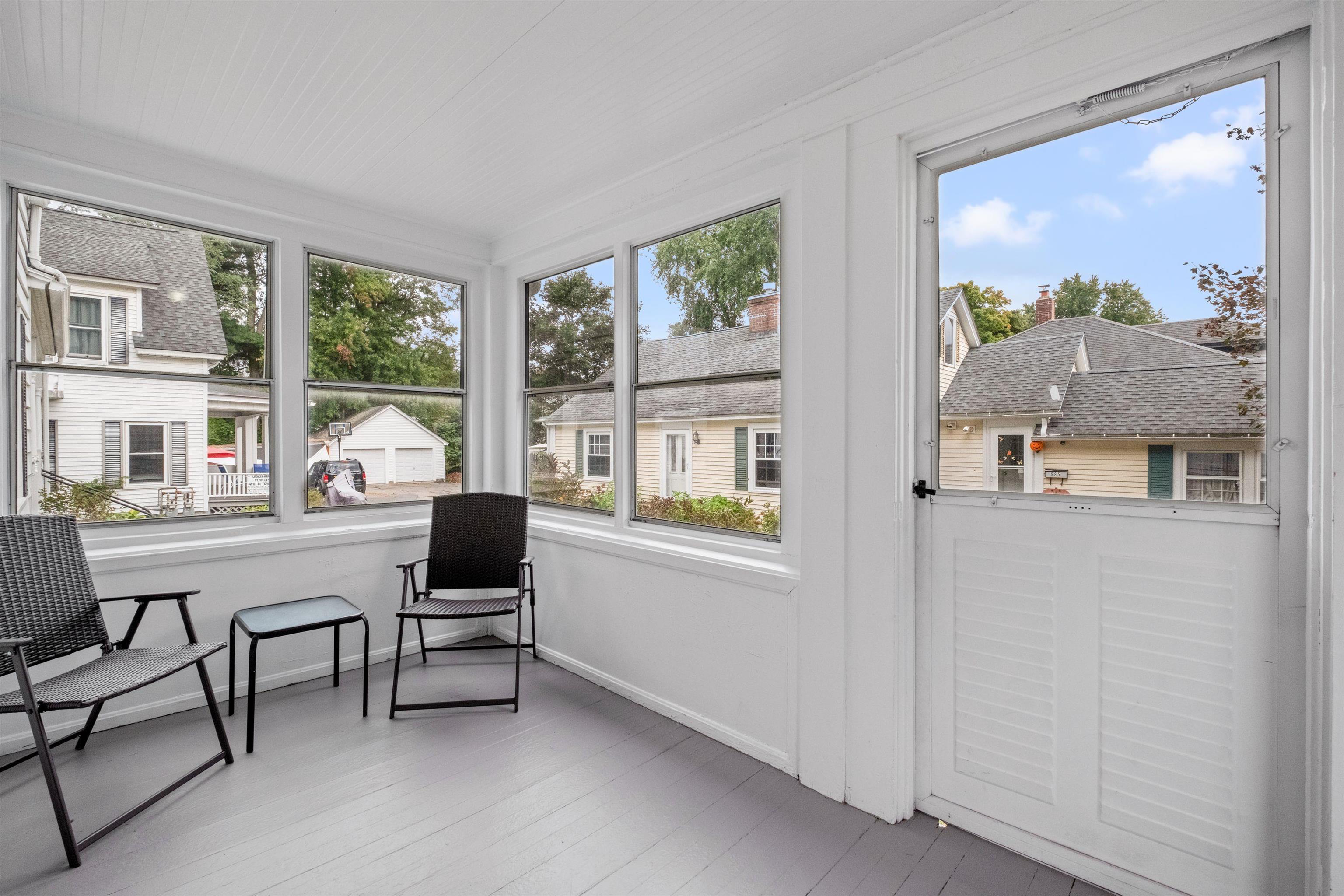 989 Union Street Manchester, NH 03104 - Photo 25 of 49