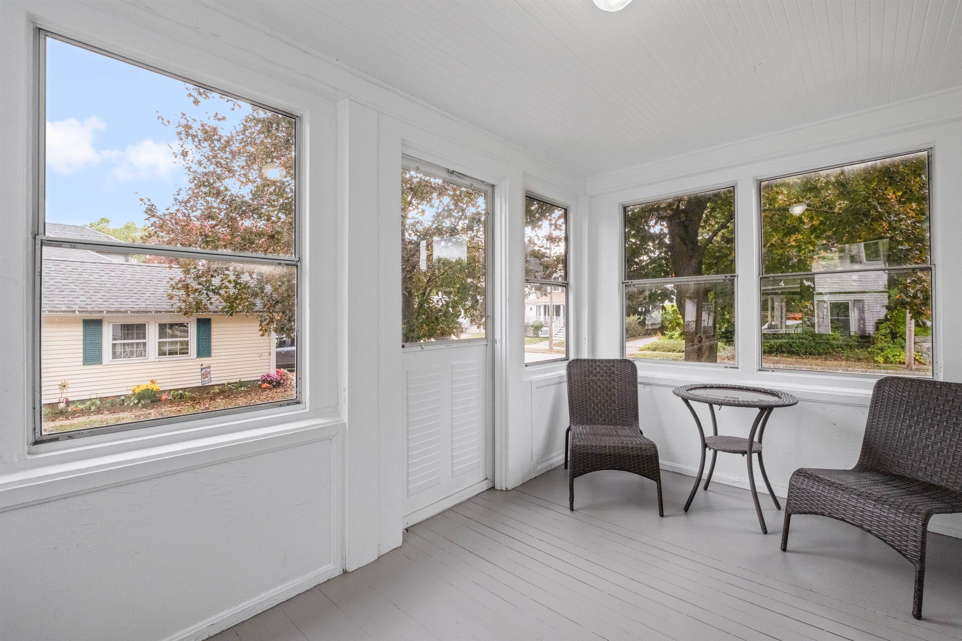 989 Union Street Manchester, NH 03104 - Photo 26 of 49