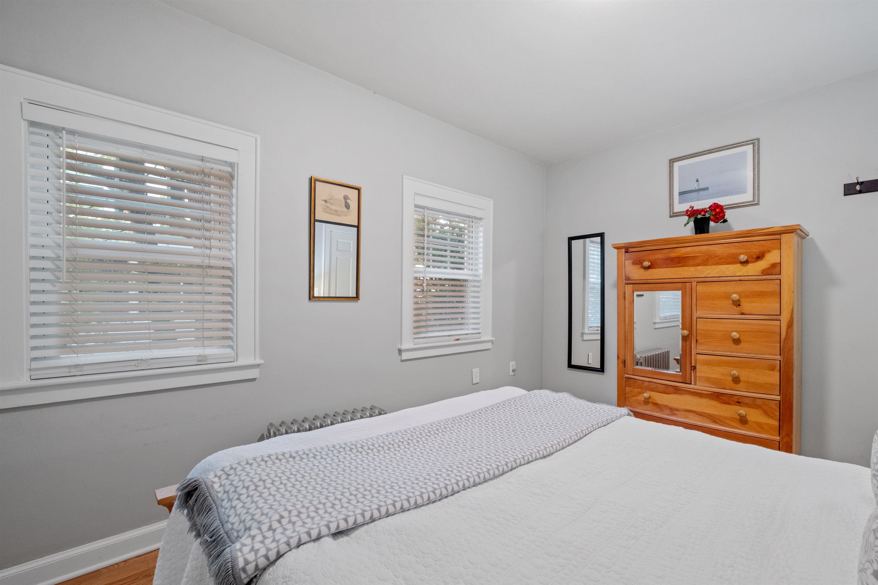 989 Union Street Manchester, NH 03104 - Photo 33 of 49