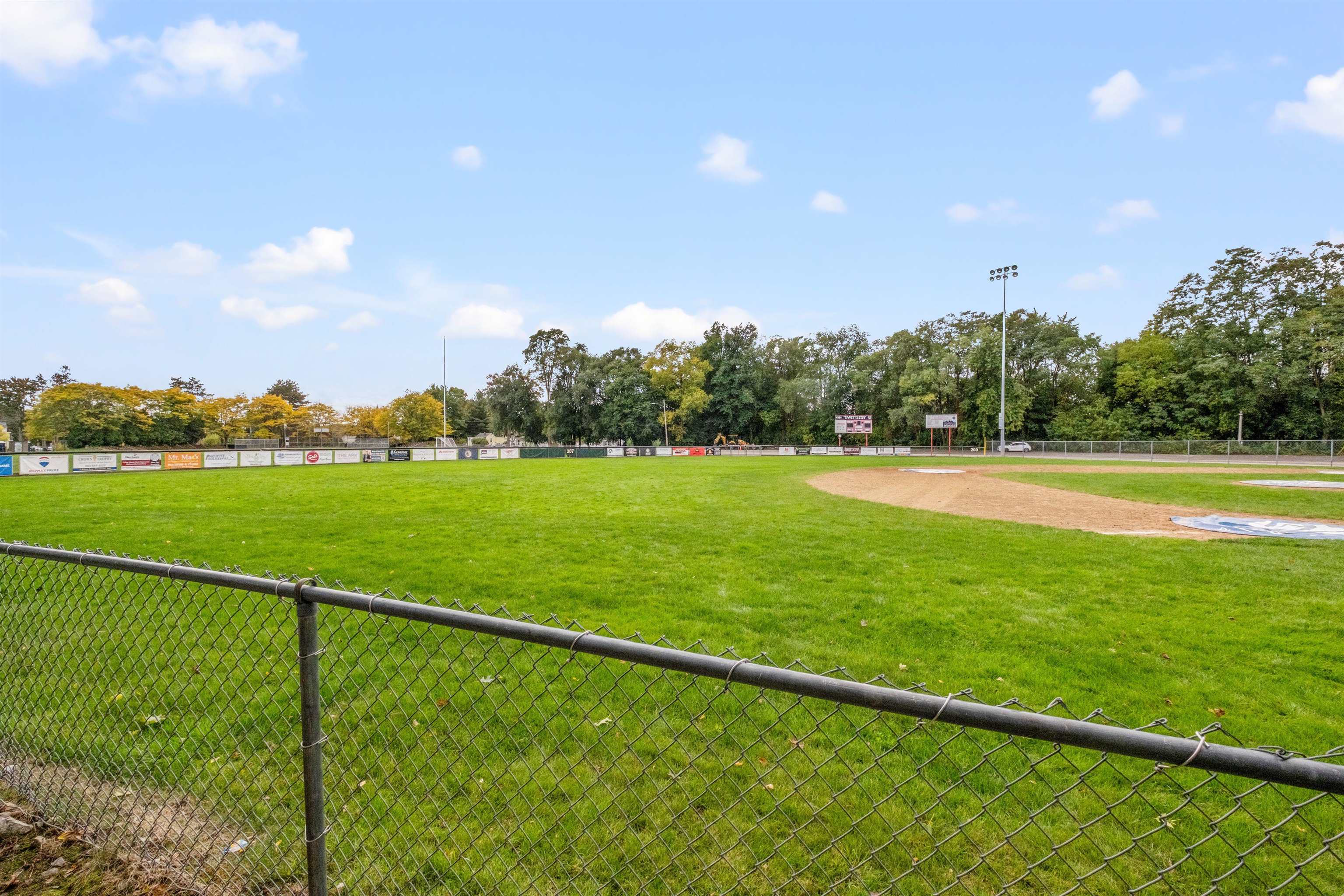 989 Union Street Manchester, NH 03104 - Photo 49 of 49