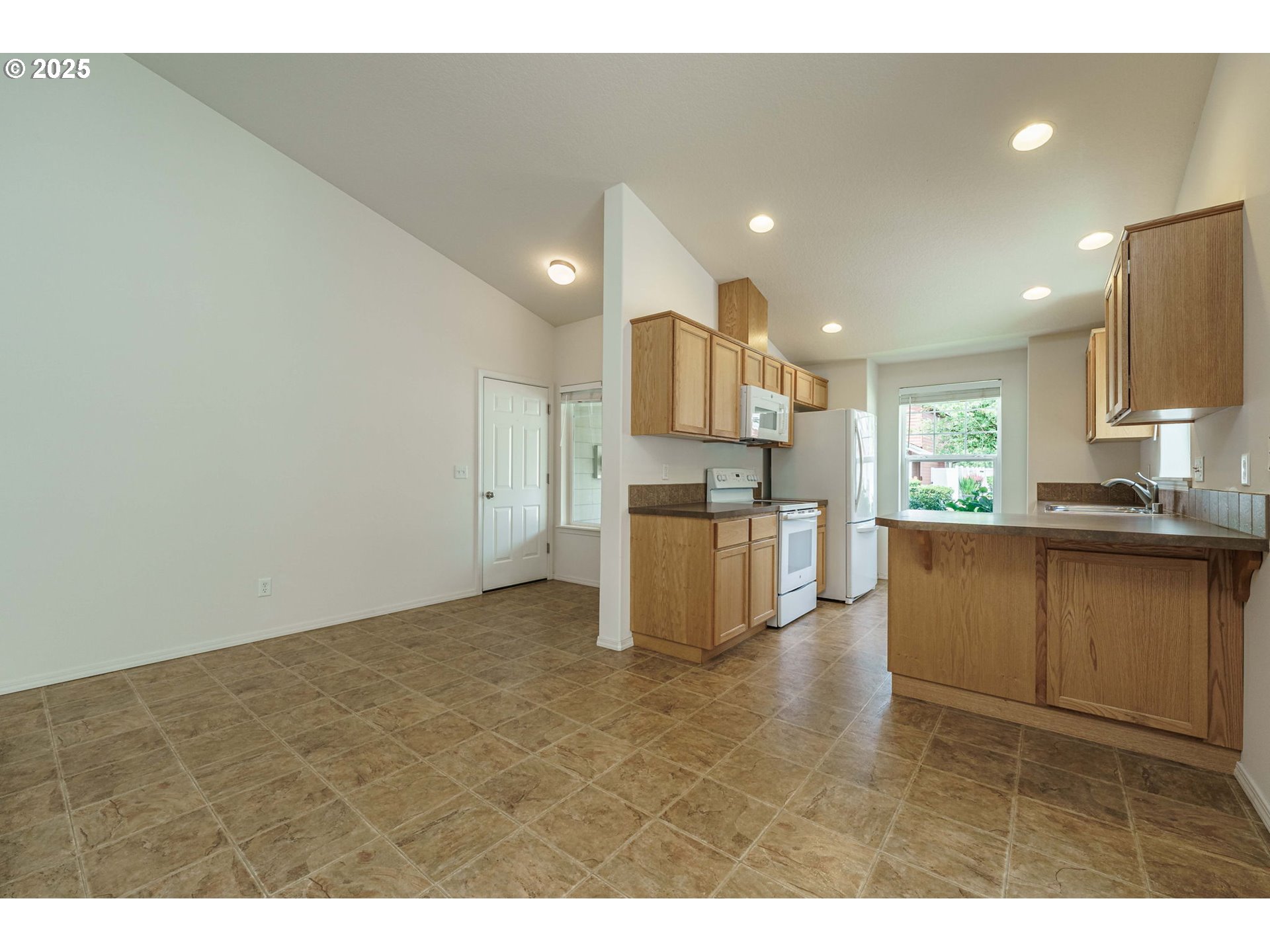 1414 Southeast Rasmussen Boulevard Battle Ground, WA 98604 - Photo 7 of 34 Gallery Image 7