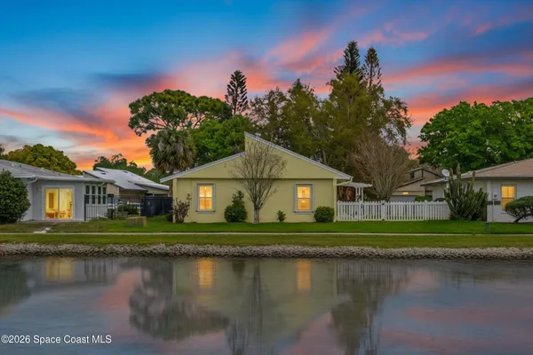$359,000 | 220 Bayhead Drive, Melbourne, FL 32940