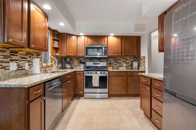 $315,000 | 204 Salem Road, Monticello, IL 61856