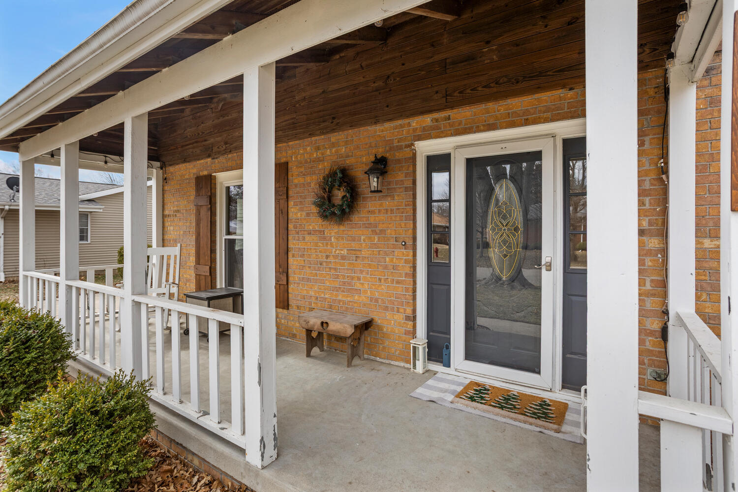 204 Salem Road Monticello, IL 61856 - Photo 4 of 52